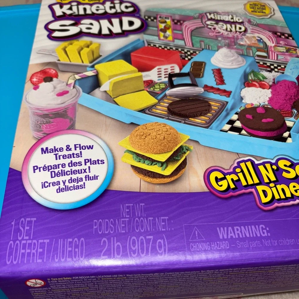 NIB Kinetic Sand Grill N' Scoop Diner Playset - Blue and Purple - Picture 2 of 8